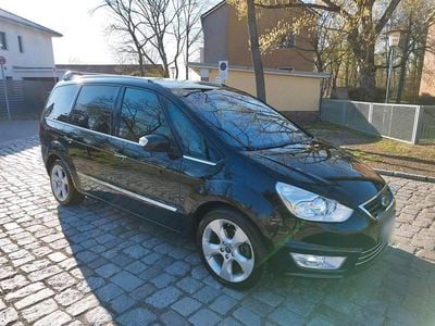 Second-hand Ford Galaxy Titanium 200 CP (147 kW) 2014 Negru Monovolum