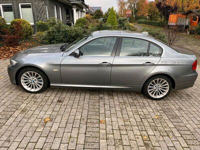 gebraucht BMW 325 i e90 Sonderausstattung