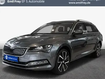 Gebraucht Skoda Superb Style 150 PS (110 kW) 2024 Grau Kombi