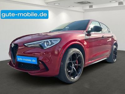 Rot colore esterno (rosso competizione, mehrschich) Gebraucht 2021 Alfa Romeo Stelvio Quadrifoglio SUV | 61.000 €