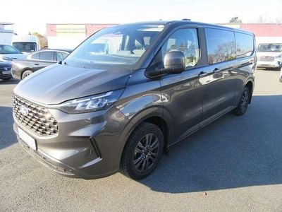 Gebraucht Ford Tourneo Titanium 136 PS (100 kW) 2025 Magneticgrau Van / Kleinbus