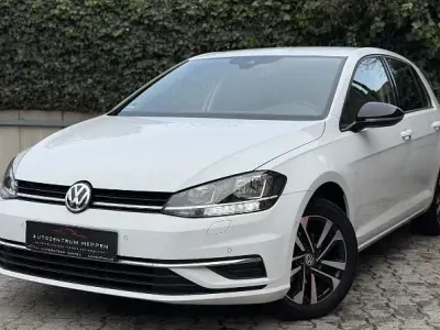 Second-hand VW Golf VII IQ Drive 116 CP (85 kW) 2019 Alb Berlinǎ