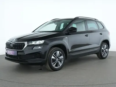 Gebraucht Skoda Karoq Tour 150 PS (110 kW) 2023 Schwarz magic SUV
