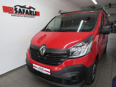 Gebraucht Renault Trafic 95 PS (69 kW) 2016 Rot Van / Kleinbus