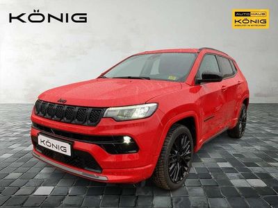 Gebraucht Jeep Compass Altitude 131 PS (96 kW) 2023 Rot SUV