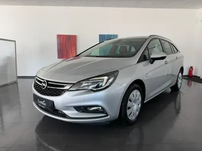 Gebraucht Opel Astra Business 105 PS (77 kW) 2018 Silber Kombi