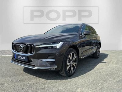 Gebraucht Volvo XC60 Plus 197 PS (144 kW) 2022 Onyx black metallic SUV