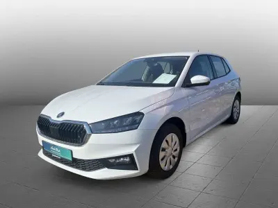 Neu Skoda Fabia Essence 80 PS (58 kW) 2026 Moonweiß perleffekt Kleinwagen