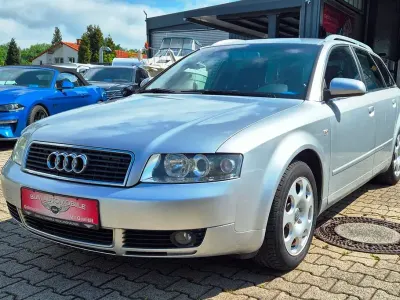 Używany Audi A4 Attraction 131 KM (96 kW) 2004 Srebrny Kombi