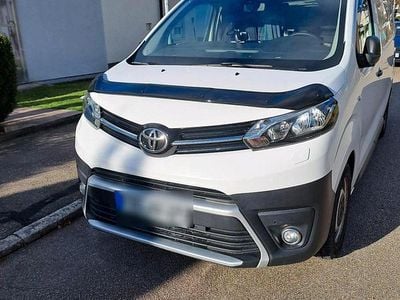 Gebraucht Toyota Proace Verso 122 PS (89 kW) 2021 Weiß Van