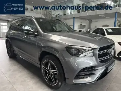 Gebraucht Mercedes GLS580 AMG 489 PS (359 kW) 2023 Grau SUV