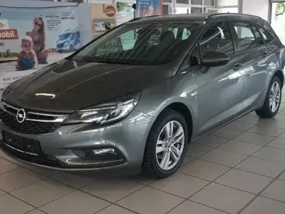 Używany Opel Astra 150 KM (110 kW) 2019 Szary Kombi