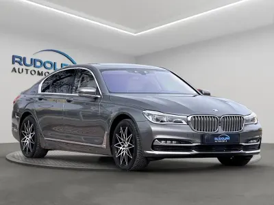 Gebraucht BMW 750 Luxury Line 449 PS (330 kW) 2016 Magellangrau Limousine