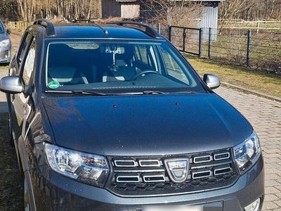 Gebraucht Dacia Logan MCV Stepway 90 PS (66 kW) 2020 Grau Kombi