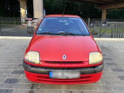Renault Clio II