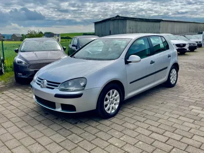 Gebraucht VW Golf IV Comfortline 75 PS (55 kW) 2004 Silber Kleinwagen