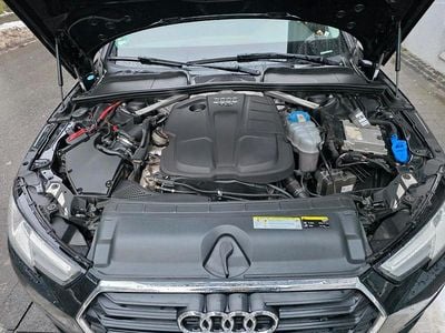 Schwarz Gebraucht 2016 Audi A4 Ambiente Kombi | 12.500 € (Fairer Preis)