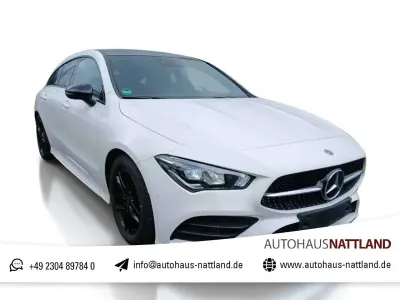 Gebraucht Mercedes CLA180 AMG line 136 PS (100 kW) 2019 Polarweiss  unilack Limousine