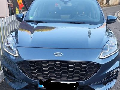 Usado Ford Kuga ST-Line X 150 HP (110 kW) 2021 Azul SUV