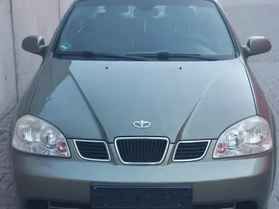 Gebraucht Chevrolet Kalos 110 PS (80 kW) 2003 Grün Limousine