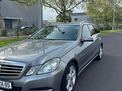 Mercedes E220