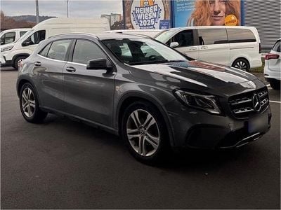 Mercedes GLA180