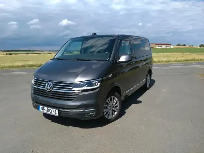 Gebraucht VW Multivan Generation Six 150 PS (110 kW) 2020 Grau Van / Kleinbus