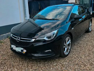 Używany Opel Astra Innovation 160 KM (117 kW) 2018 Czarny Hatchback