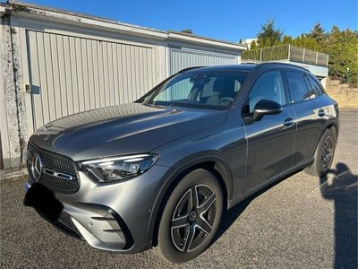 gebraucht Mercedes 200 GLC4MATIC Autom /AMG Line/ Pano nur 800 km