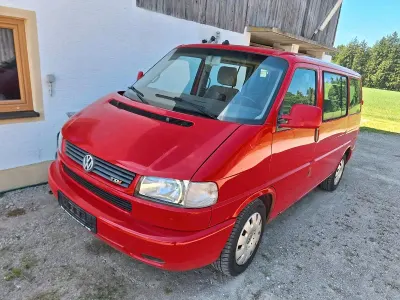 Gebraucht VW T4 151 PS (111 kW) 2002 Rot Van