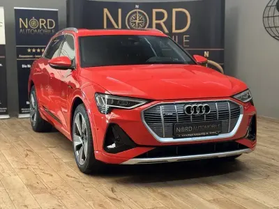 Gebraucht Audi e-tron S-Line 300 kW (408 PS) 2021 Rot SUV