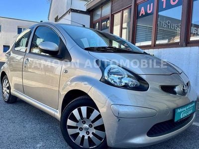 Usata Toyota Aygo 68 CV (50 kW) 2007 Beige Utilitaria