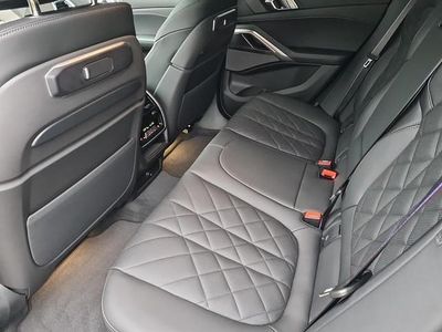 Gebraucht BMW X6 M Sport 530 PS (389 kW) 2025 Manhattan metallic SUV