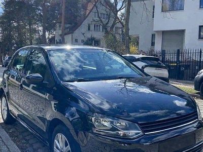Używany VW Polo Allstar 75 KM (55 kW) 2016 Czarny Hatchback