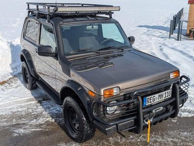 Gebraucht Lada niva 83 PS (61 kW) 2020 Beige SUV