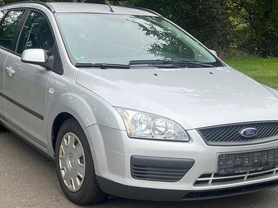 Gebraucht Ford Focus 109 PS (80 kW) 2006 Silber Kombi