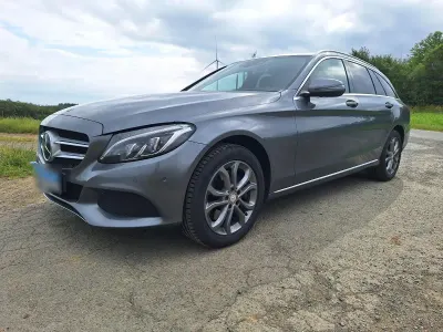 Gebraucht Mercedes C250 Avantgarde 204 PS (150 kW) 2016 Grau Limousine