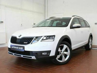 gebraucht Skoda Octavia Scout 4x4 DSG