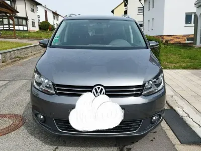 Gebraucht VW Touran Comfortline 140 PS (102 kW) 2015 Grau Van / Kleinbus