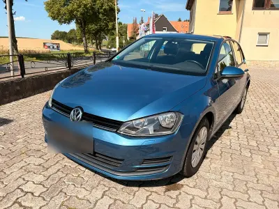 Gebraucht VW Golf VII 105 PS (77 kW) 2013 Blau Limousine