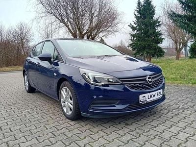 Gebraucht Opel Astra Selection 110 PS (80 kW) 2016 Blau Limousine
