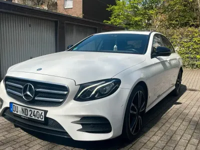 Gebraucht Mercedes E220 AMG 194 PS (142 kW) 2017 Weiß Limousine