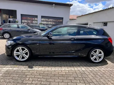 Gebraucht BMW 116 Sport Line 136 PS (100 kW) 2014 Schwarz Kleinwagen
