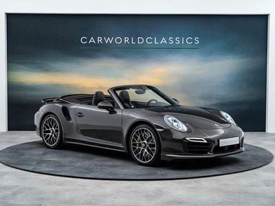Porsche 911 Turbo S Cabriolet