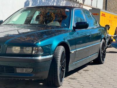BMW 728