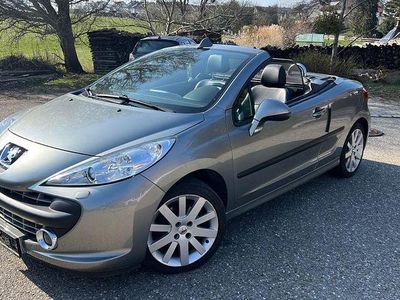 Gebraucht Peugeot 207 CC Platinum 120 PS (88 kW) 2007 Grau Cabrio