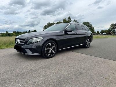 Grau Gebraucht 2020 Mercedes C220 Avantgarde Kombi | 20.900 € (Guter Preis)
