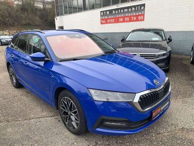 gebraucht Skoda Octavia 2.0 TDI DSG Combi Clever Navi LED Virt