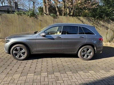 Gebraucht Mercedes GLC250 204 PS (150 kW) 2017 Grau SUV