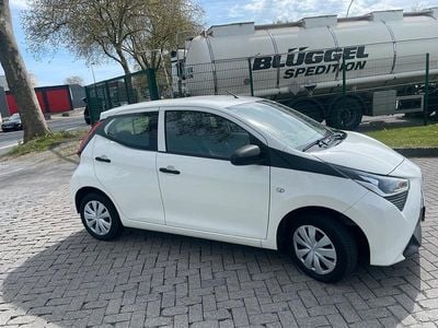 Gebraucht Toyota Aygo 72 PS (52 kW) 2021 Weiß Kleinwagen